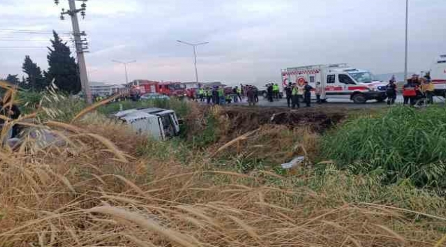 Bergama 'da Cezaevi nakil aracı şarampole devrildi: 10 yaralı 9'u jandarma personeli