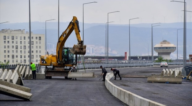 İzmir'de ulaşımı rahatlatacak projenin ilk etabı açılıyor