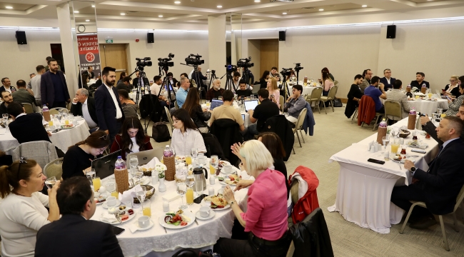 MHP'li Osmanağaoğlu: "İzmirli sandığa tıpış tıpış değil, gümbür gümbür gidecek"