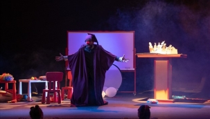 "Soytarılar Okulu" İzmirli çocuklarla buluştu