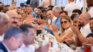 Başkan Soyer İZBETON işçilerinin bayram sofrasına konuk oldu