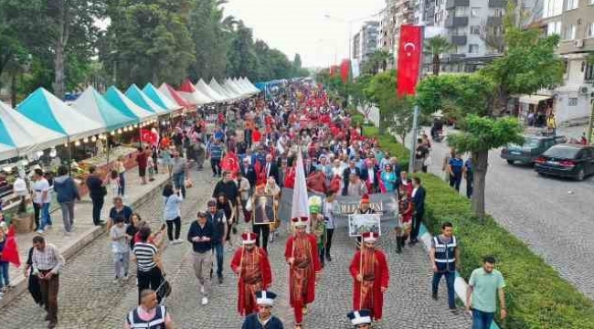 Bergama Festivaline Hadise damgası