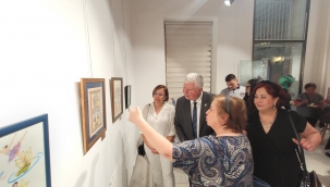 Cumhuriyetin 100. Yılında Türkülerle Medeniyetimiz sergisi açıldı