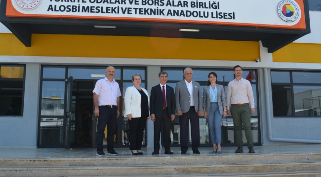 İzmir'den Türkiye'ye örnek okul: Geleceğin sanayicileri ALOSBİ'de yetişiyor