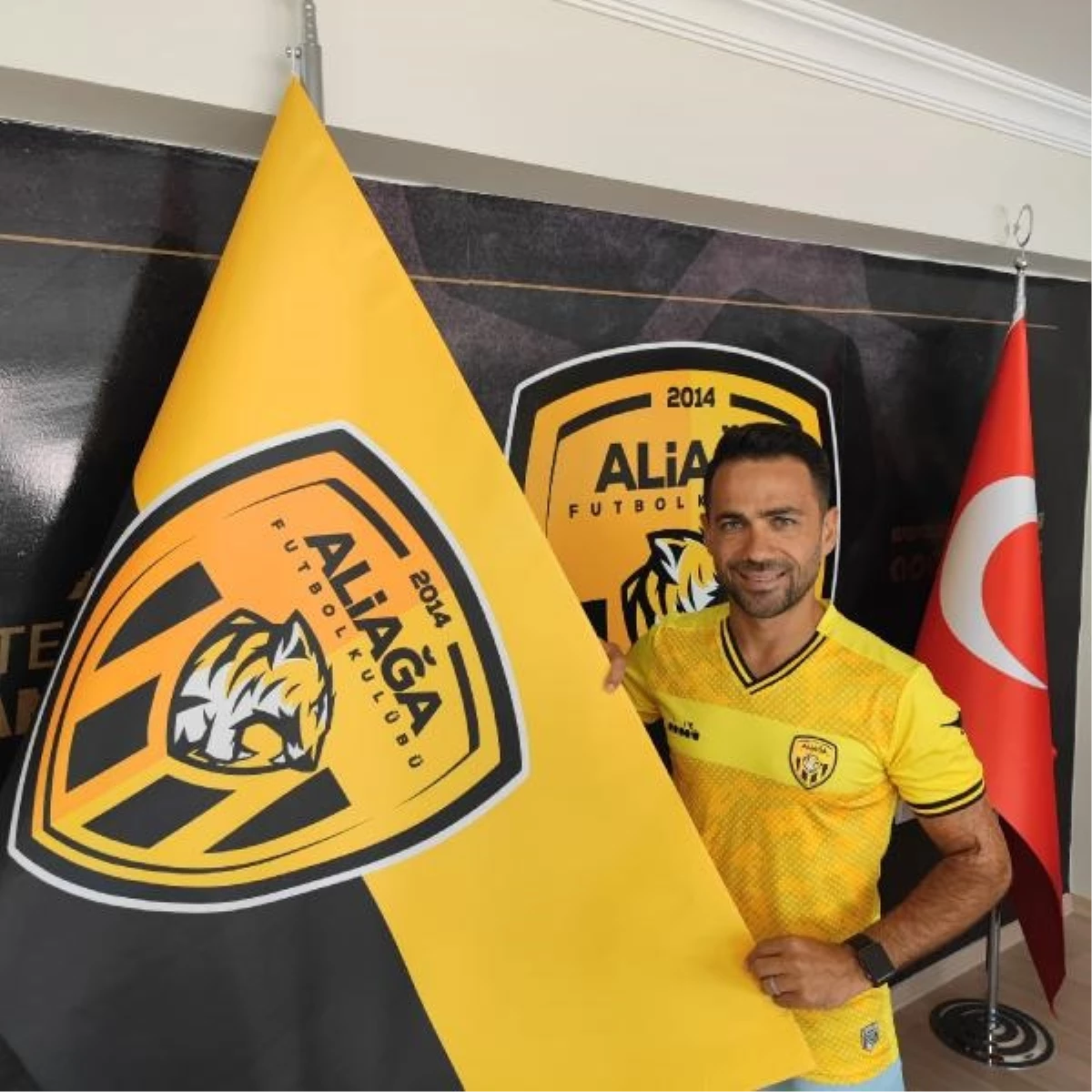 Aliağa FK, iç transferde çalışmalarını sürdürüyor