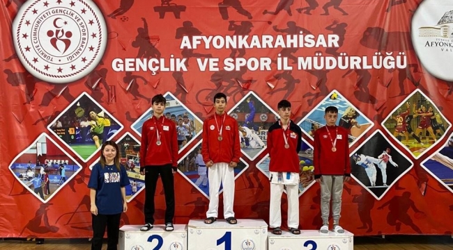 Aliağa'nın Karatecileri Afyon 'dan Madalyalarla Döndü