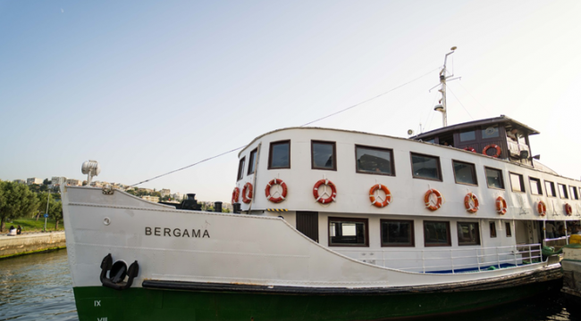 Bergama Vapuru ile Körfez Turu ilk yolcularını ağırladı