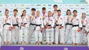 İzmir'in altın kızı Sema