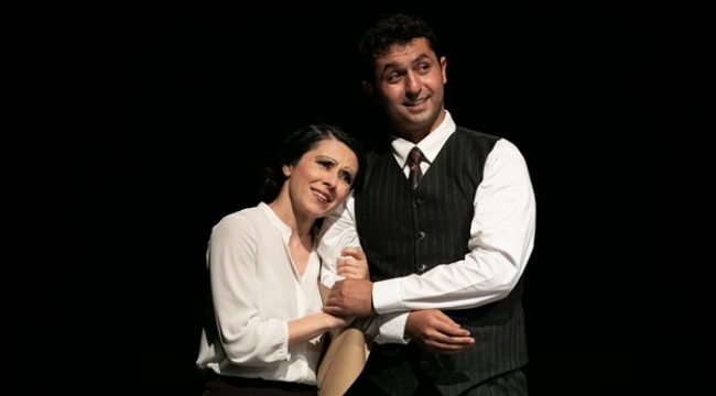 İzmir Şehir Tiyatroları'ndan Bedia Muvahhit'e özel gösterim