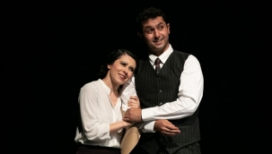 İzmir Şehir Tiyatroları'ndan Bedia Muvahhit'e özel gösterim