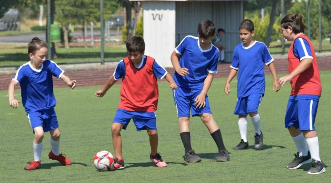 Aliağa Spor ve Yaşam Merkezi'nde Kış Spor Okulları kayıtları başlıyor