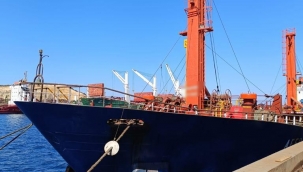 İzmir Aliağa Limanı'nda 51 ton kaçak akaryakıt ele geçirildi