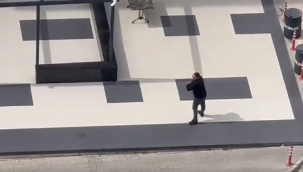 İzmir'de adliye önünde silahlı çatışma!