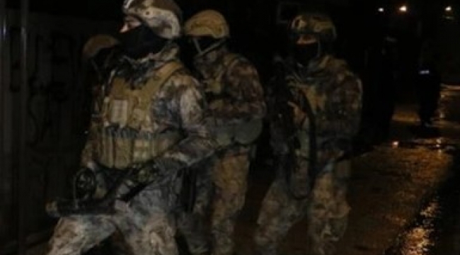 İzmir'de DEAŞ 'ın Mağarasına Operasyon! Bomba Düzenekleri Ele Geçirildi