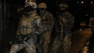 İzmir'de DEAŞ 'ın Mağarasına Operasyon! Bomba Düzenekleri Ele Geçirildi