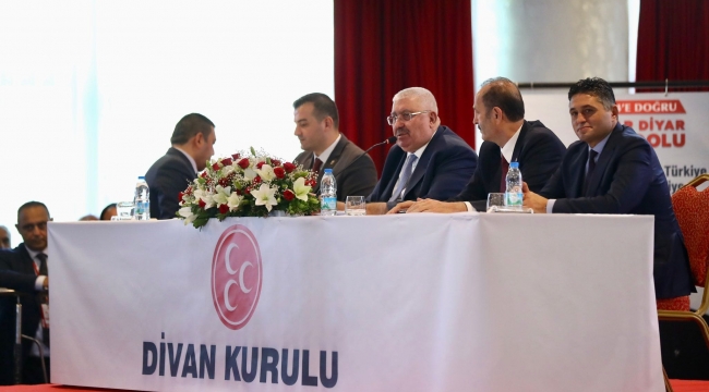 MHP İzmir'de Veysal  Şahin, yeniden seçildi