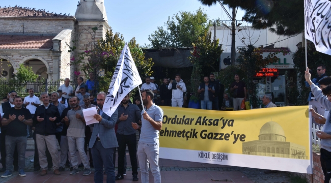 İsrail Aliağa'da Protesto Edildi