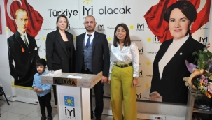 İYİ Parti'li Gültekin , Belediye Başkan aday adaylığını açıkladı