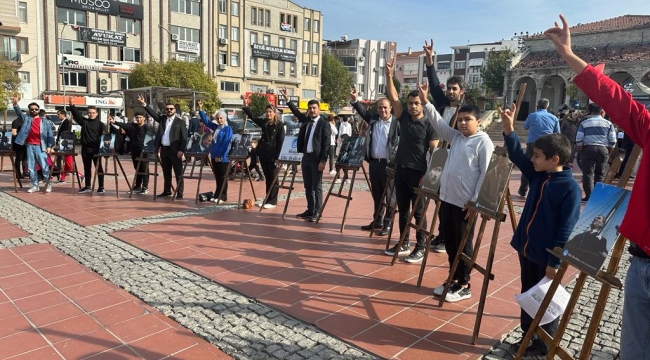  Aliağa Ülkü Ocakları İlçe Başkanlığı´ndan Atatürk´ Konulu Resim Sergisi