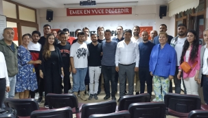 CHP Aliağa İlçe Yönetimi gençlerle bir araya geldi