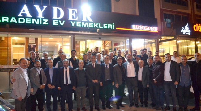 İZMİR'DE YAŞAYAN TRABZONLULAR'IN HAMSİ BULUŞMASI