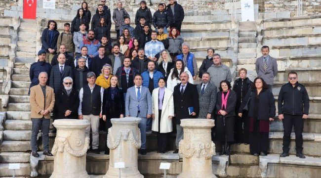 Metropolis kazısında 1800 yıllık buluntulara rastlandı