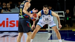 Türk Telekom 81-79 Aliağa Petkimspor