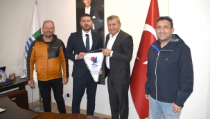 TÜRKİYE'NİN EN İYİ RÜZGAR SÖRFÇÜLERİ YENİFOÇA'DA YARIŞACAK
