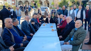 Aliağa'da Fethi Sekin ve tüm şehitler için lokma döktürüldü