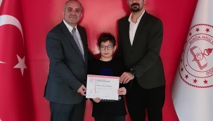 Aliağalı Aslan Ateş Sarıbaş, Kodlamada Dünya Birincisi Oldu