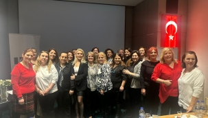 KADER İzmir'den Kadın Muhtarlara Eğitim Programı