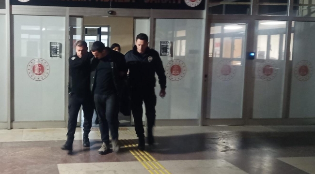Bergama'da Uyuşturucu Operasyonu: İki Kişi Tutuklandı!