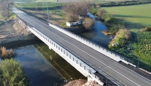 İzmir'in yolları köprülerle örüldü