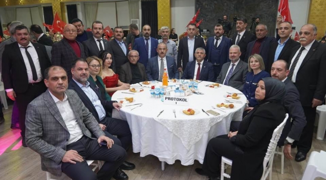 MHP Menemen 55. Yıl Dönümünü Birlik ve Beraberlik Yemeğiyle Kutladı