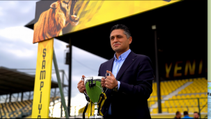 Aliağa'da Seçim Şarkısıyla Mesajlar Verildi!