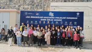 Aliağalı Öğrenciler Kuşadası'nda TÜBİTAK Yarışmasında