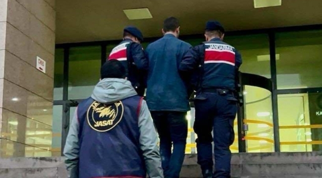 Firariler İzmir'de JASAT'tan kaçamadı