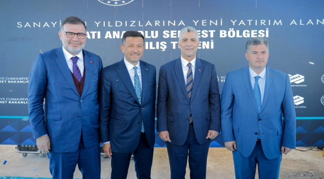 Türkiye'nin 19. serbest bölgesi Bergama'da açıldı... 120 firma, 20 bin istihdam!