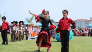 23 Nisan Ulusal Egemenlik Çocuk Bayramı Aliağa'da Coşkuyla Kutlandı