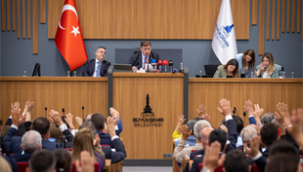 Başkan Tugay suya indirim sözü için ilk adımı attı