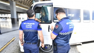 İzmir Büyükşehir Belediyesi zabıta ekipleri bayram öncesi sıkı denetimde
