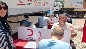 AK Parti Aliağa ve Kızılay Ortaklığında Kan Bağışı Kampanyası