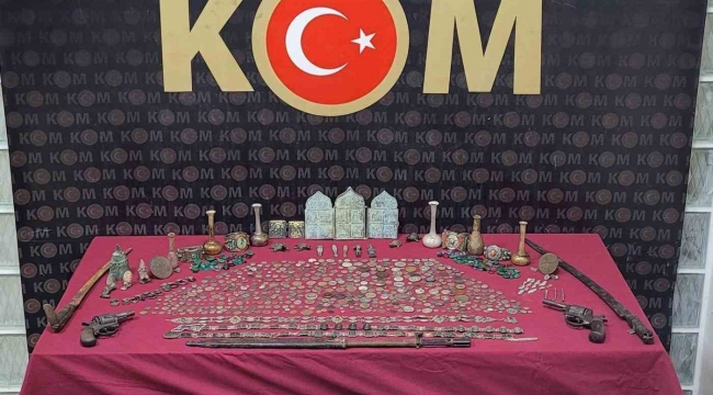 İzmir'de 9 milyon 500 TL değerinde tarihi eser ele geçirildi