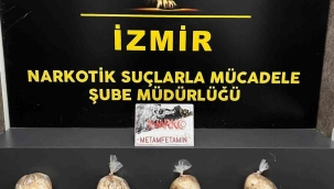 İzmir'de bir araçtan 8 kilogram metamfetamin ele geçirildi