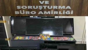 İzmir'de mobilya atölyesinin bir kısmını kumarhaneye çevirmişler