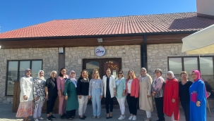 Kuzey İzmir'de Ak Kadın Zirvesi