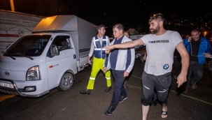 Başkan Cemil Tugay ekiplerle birlikte sahaya indi