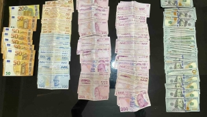 İzmir'deki 50 milyonluk rüşvet operasyonunun 77 şüphelisi adliyede