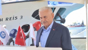 İzmir'de balıkçılar 'Vira Bismillah' dedi