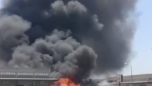 İzmir'deki yangında 3 fabrika, 5 araç zarar gördü